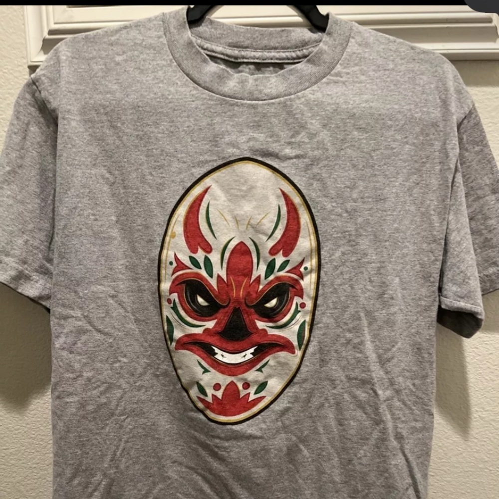 Vintage Rare Primitive Skateboarding Apparel Men's Sz M Tee T-Shirt Gray Mask